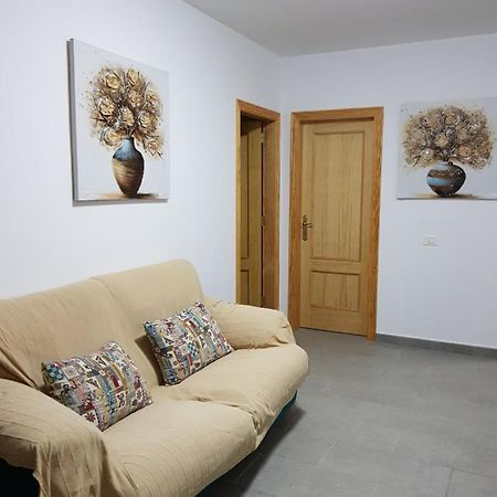 Apartamento Privado En Una Zona Tranquila Y Proxima Al Aeropuerto Tf Norte Y A La Ciudad De San Cristobal De La Laguna . Kültér fotó